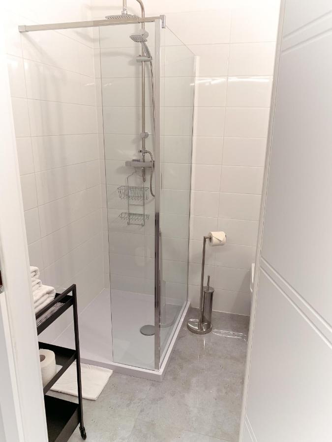 Apartamenty Plac Kolegiacki Posen Exterior foto