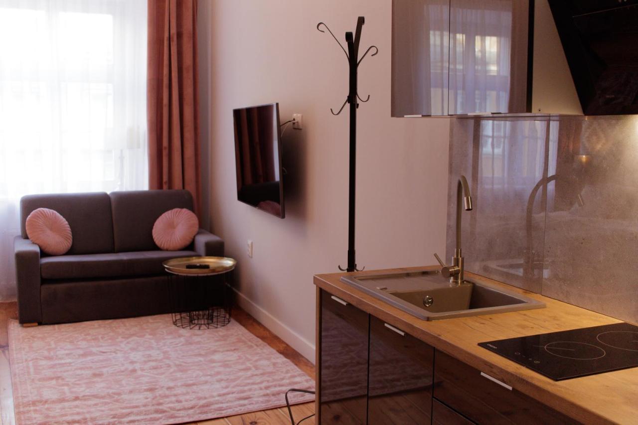 Apartamenty Plac Kolegiacki Posen Exterior foto